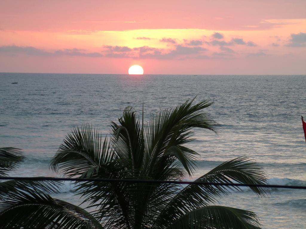 The Sea Garden House Hotel Olon Exterior photo