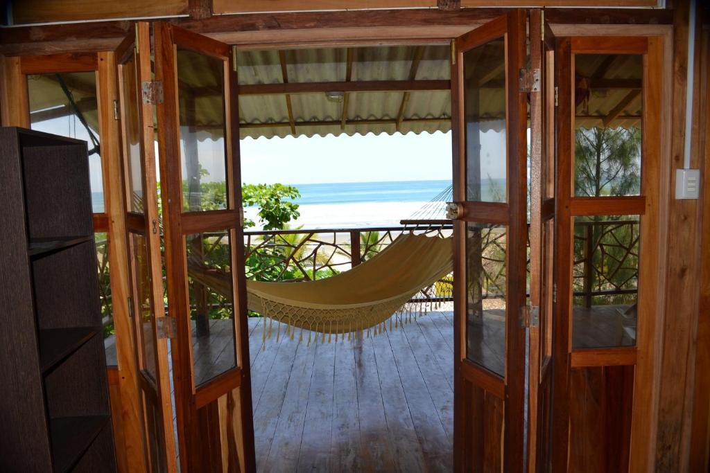 The Sea Garden House Hotel Olon Exterior photo